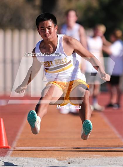 Thumbnail 1 in University @ Laguna Hills photogallery.