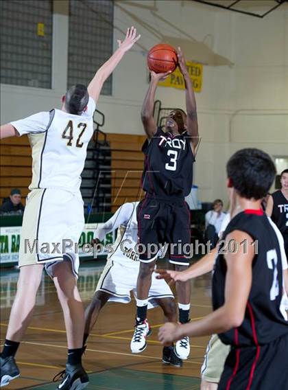 Thumbnail 3 in Troy vs. Troy (Santa Barbara Holiday Classic Tournament) photogallery.