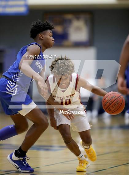Thumbnail 3 in Windward vs. Clovis West (Nor Cal Tip Off Classic) photogallery.