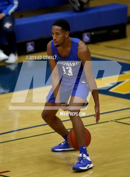Thumbnail 1 in Windward vs. Clovis West (Nor Cal Tip Off Classic) photogallery.