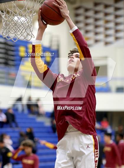Thumbnail 2 in Windward vs. Clovis West (Nor Cal Tip Off Classic) photogallery.