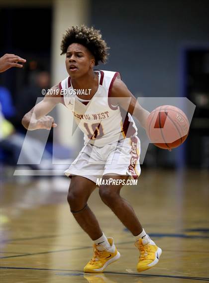 Thumbnail 2 in Windward vs. Clovis West (Nor Cal Tip Off Classic) photogallery.