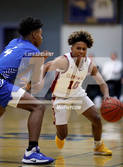 Thumbnail 2 in Windward vs. Clovis West (Nor Cal Tip Off Classic) photogallery.