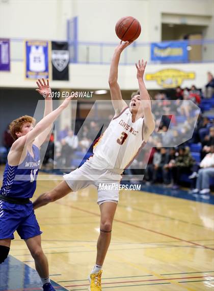 Thumbnail 2 in Windward vs. Clovis West (Nor Cal Tip Off Classic) photogallery.