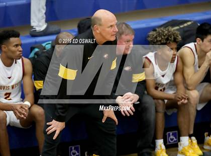 Thumbnail 3 in Windward vs. Clovis West (Nor Cal Tip Off Classic) photogallery.