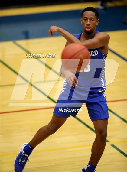 Thumbnail 3 in Windward vs. Clovis West (Nor Cal Tip Off Classic) photogallery.