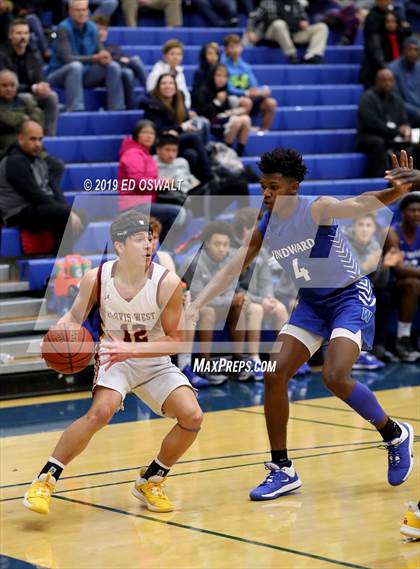 Thumbnail 2 in Windward vs. Clovis West (Nor Cal Tip Off Classic) photogallery.