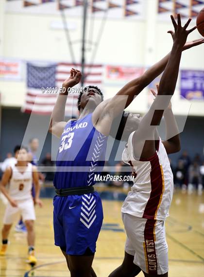 Thumbnail 3 in Windward vs. Clovis West (Nor Cal Tip Off Classic) photogallery.