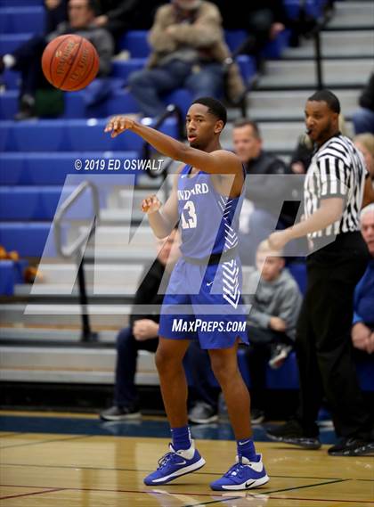 Thumbnail 2 in Windward vs. Clovis West (Nor Cal Tip Off Classic) photogallery.