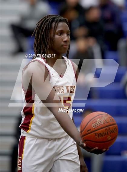 Thumbnail 2 in Windward vs. Clovis West (Nor Cal Tip Off Classic) photogallery.