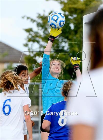 Thumbnail 1 in Rocklin vs. Davis (CIF SJS D1 Final) photogallery.