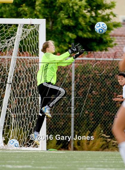 Thumbnail 2 in Rocklin vs. Davis (CIF SJS D1 Final) photogallery.