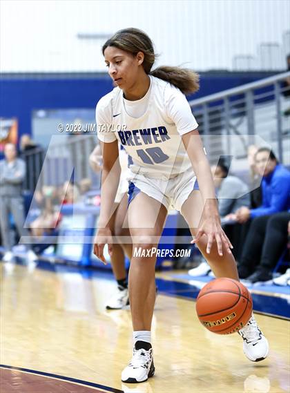 Thumbnail 2 in Richland vs Brewer (Weatherford Raising Cane's Christmas Classic) photogallery.