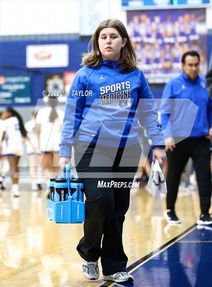 Thumbnail 2 in Richland vs Brewer (Weatherford Raising Cane's Christmas Classic) photogallery.