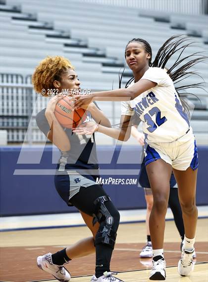 Thumbnail 1 in Richland vs Brewer (Weatherford Raising Cane's Christmas Classic) photogallery.