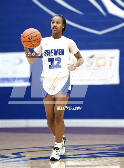 Thumbnail 1 in Richland vs Brewer (Weatherford Raising Cane's Christmas Classic) photogallery.