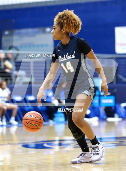 Thumbnail 1 in Richland vs Brewer (Weatherford Raising Cane's Christmas Classic) photogallery.