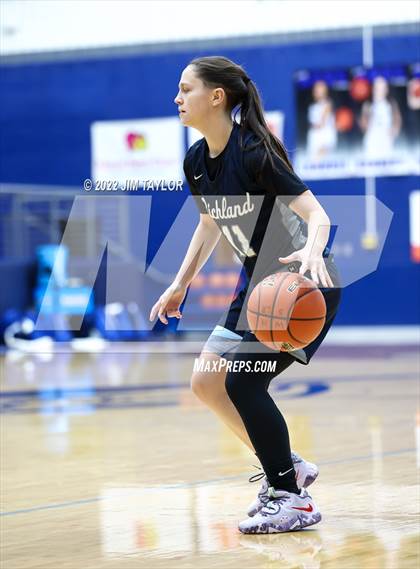 Thumbnail 3 in Richland vs Brewer (Weatherford Raising Cane's Christmas Classic) photogallery.