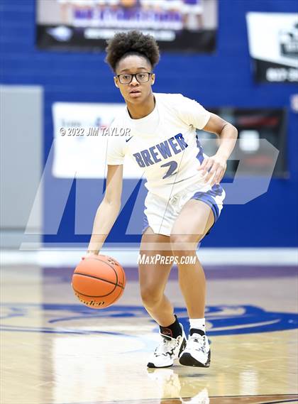 Thumbnail 3 in Richland vs Brewer (Weatherford Raising Cane's Christmas Classic) photogallery.