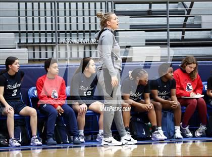 Thumbnail 1 in Richland vs Brewer (Weatherford Raising Cane's Christmas Classic) photogallery.