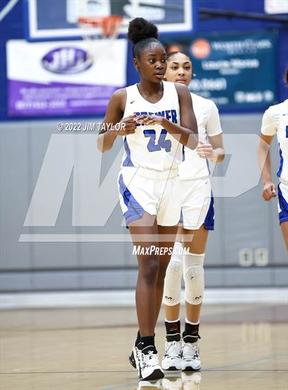 Thumbnail 2 in Richland vs Brewer (Weatherford Raising Cane's Christmas Classic) photogallery.
