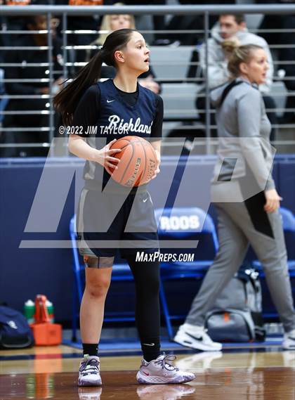 Thumbnail 2 in Richland vs Brewer (Weatherford Raising Cane's Christmas Classic) photogallery.