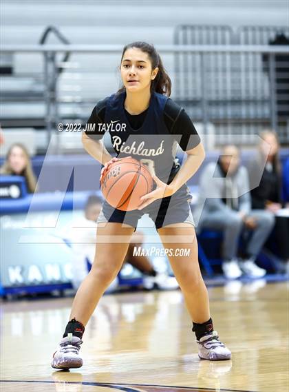 Thumbnail 1 in Richland vs Brewer (Weatherford Raising Cane's Christmas Classic) photogallery.