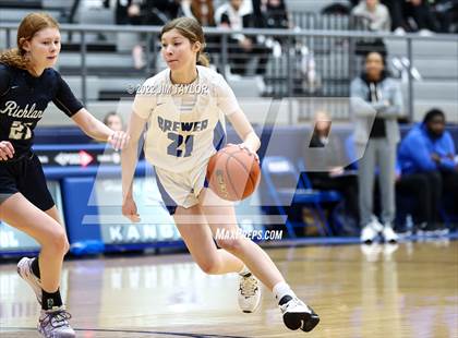 Thumbnail 3 in Richland vs Brewer (Weatherford Raising Cane's Christmas Classic) photogallery.