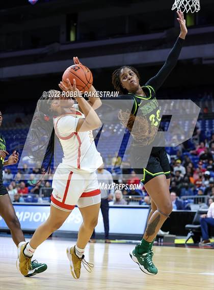 Thumbnail 2 in DeSoto vs. South Grand Prairie (UIL 6A State Final) photogallery.