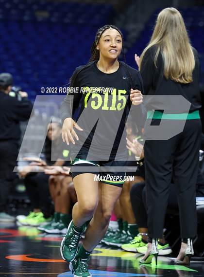 Thumbnail 3 in DeSoto vs. South Grand Prairie (UIL 6A State Final) photogallery.