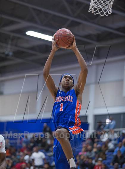 Thumbnail 2 in Roosevelt vs St. John's (DCSAA Semifinal) photogallery.
