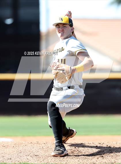 Thumbnail 2 in O'Connor vs. Saguaro photogallery.