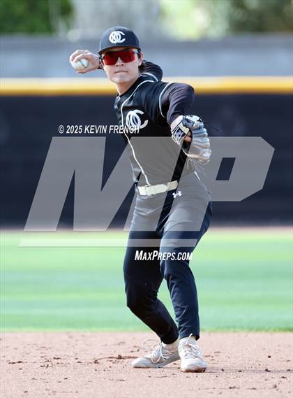 Thumbnail 2 in O'Connor vs. Saguaro photogallery.