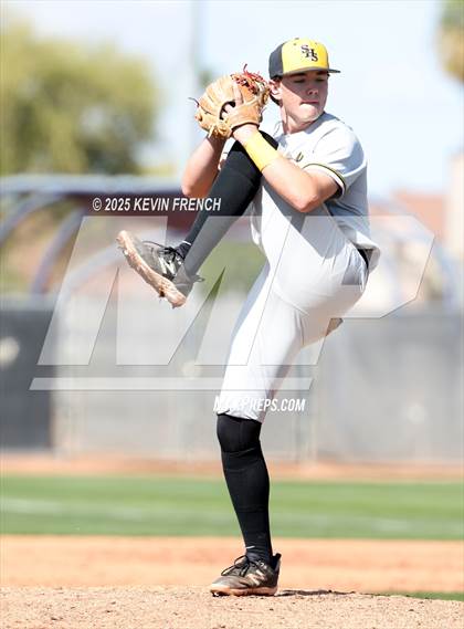 Thumbnail 2 in O'Connor vs. Saguaro photogallery.
