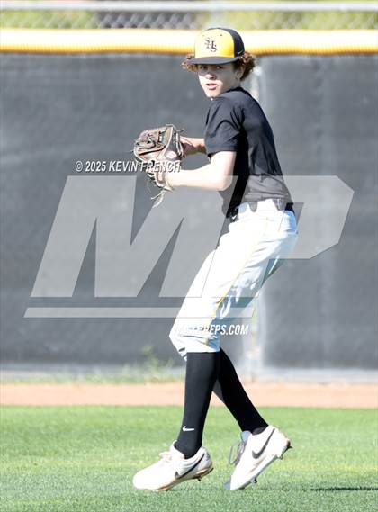 Thumbnail 2 in O'Connor vs. Saguaro photogallery.