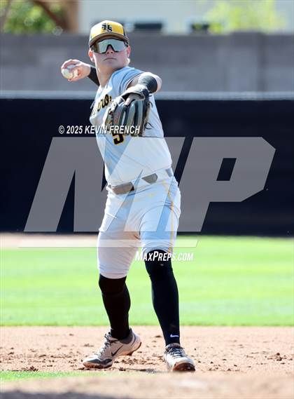 Thumbnail 2 in O'Connor vs. Saguaro photogallery.