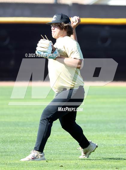 Thumbnail 2 in O'Connor vs. Saguaro photogallery.