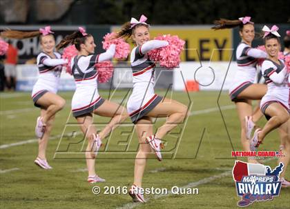 Thumbnail 3 in Servite vs. Mater Dei (2015 MaxPreps Rivalry Series) photogallery.