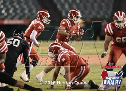 Thumbnail 1 in Servite vs. Mater Dei (2015 MaxPreps Rivalry Series) photogallery.