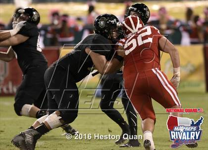 Thumbnail 2 in Servite vs. Mater Dei (2015 MaxPreps Rivalry Series) photogallery.