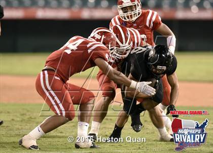 Thumbnail 1 in Servite vs. Mater Dei (2015 MaxPreps Rivalry Series) photogallery.