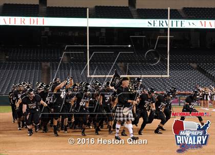Thumbnail 3 in Servite vs. Mater Dei (2015 MaxPreps Rivalry Series) photogallery.
