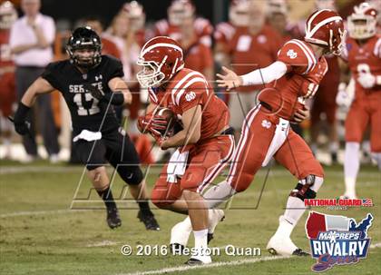 Thumbnail 1 in Servite vs. Mater Dei (2015 MaxPreps Rivalry Series) photogallery.