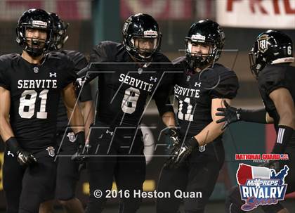 Thumbnail 1 in Servite vs. Mater Dei (2015 MaxPreps Rivalry Series) photogallery.