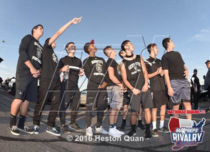 Thumbnail 1 in Servite vs. Mater Dei (2015 MaxPreps Rivalry Series) photogallery.
