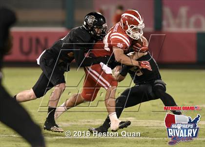 Thumbnail 2 in Servite vs. Mater Dei (2015 MaxPreps Rivalry Series) photogallery.