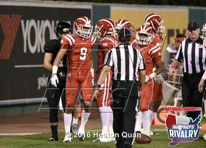 Thumbnail 3 in Servite vs. Mater Dei (2015 MaxPreps Rivalry Series) photogallery.