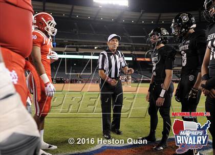 Thumbnail 1 in Servite vs. Mater Dei (2015 MaxPreps Rivalry Series) photogallery.