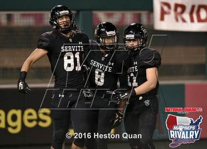 Thumbnail 3 in Servite vs. Mater Dei (2015 MaxPreps Rivalry Series) photogallery.