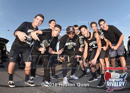 Thumbnail 2 in Servite vs. Mater Dei (2015 MaxPreps Rivalry Series) photogallery.